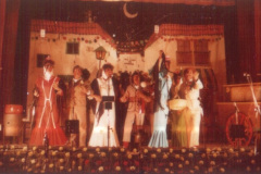 1_1984.-Chotis-8