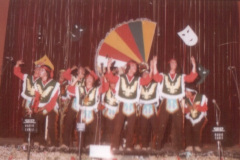 1984.-Indios-3