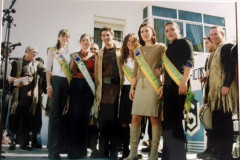 2002.-El-Regreso-Entraga-Galardon-1
