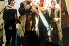 2002.-El-Regreso-Entraga-Galardon
