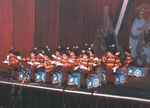 1986.- Poquita Cosa – Luis Galán Pérez