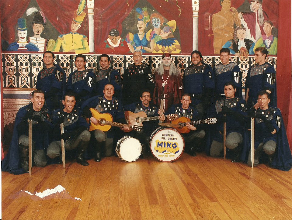 2000.- La tabla redonda – Juan Luis Rincón Ares