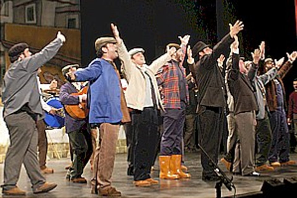 2003.- Se prohíbe el Cante – Luis Galán Pérez