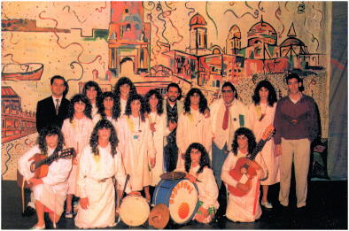 1994.- Niñas al borde de un ataque de nervios – Francisco J. Cerpa Chernichero