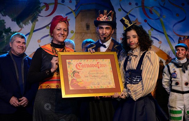 2018.- Pepe Martínez, realiza un pregón muy elegante.
