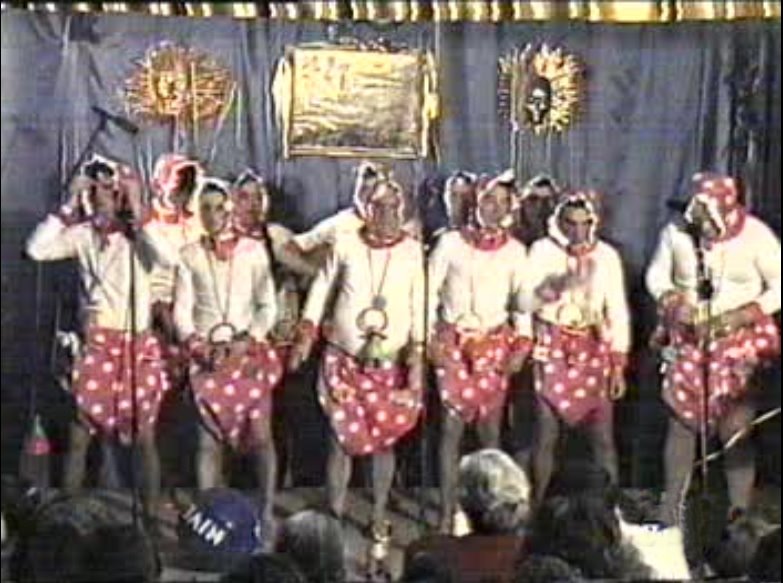 1997.- Que peazo pregón, dejar que los niños se acerquen a mi
